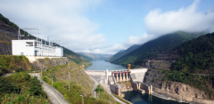 大朝山水電站廠房橋機、尾水臺車控制系統(tǒng)電氣設(shè)備順利驗收出廠